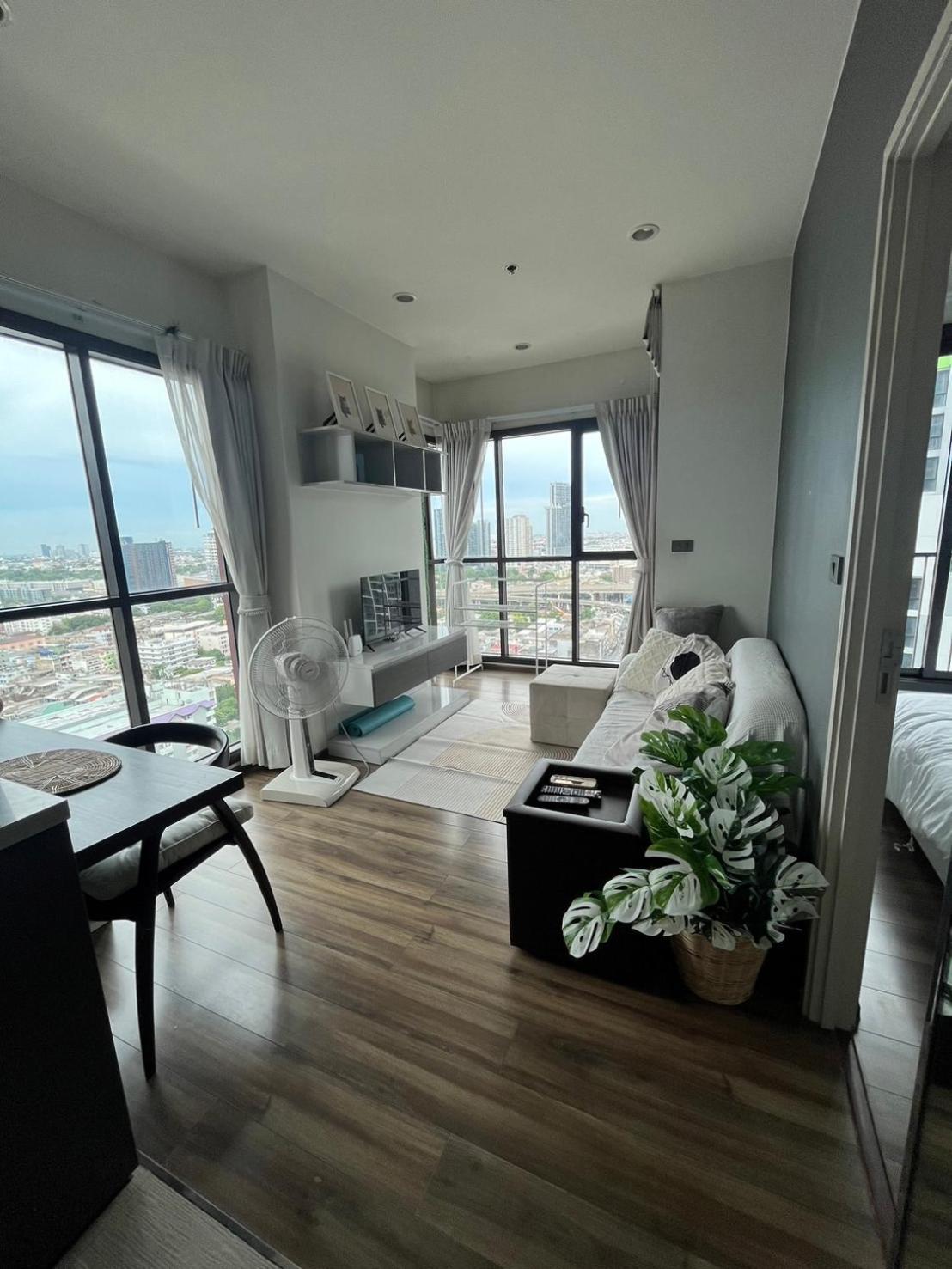 Apartment Next To Phrakanong Bts Wyne Sukhumvit Бангкок Екстер'єр фото